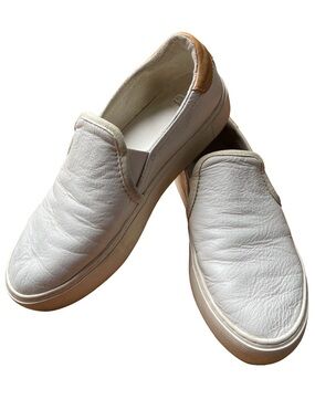 UGG Women’s Cahlvan White Leather Slip On Sneakers Tan Heel